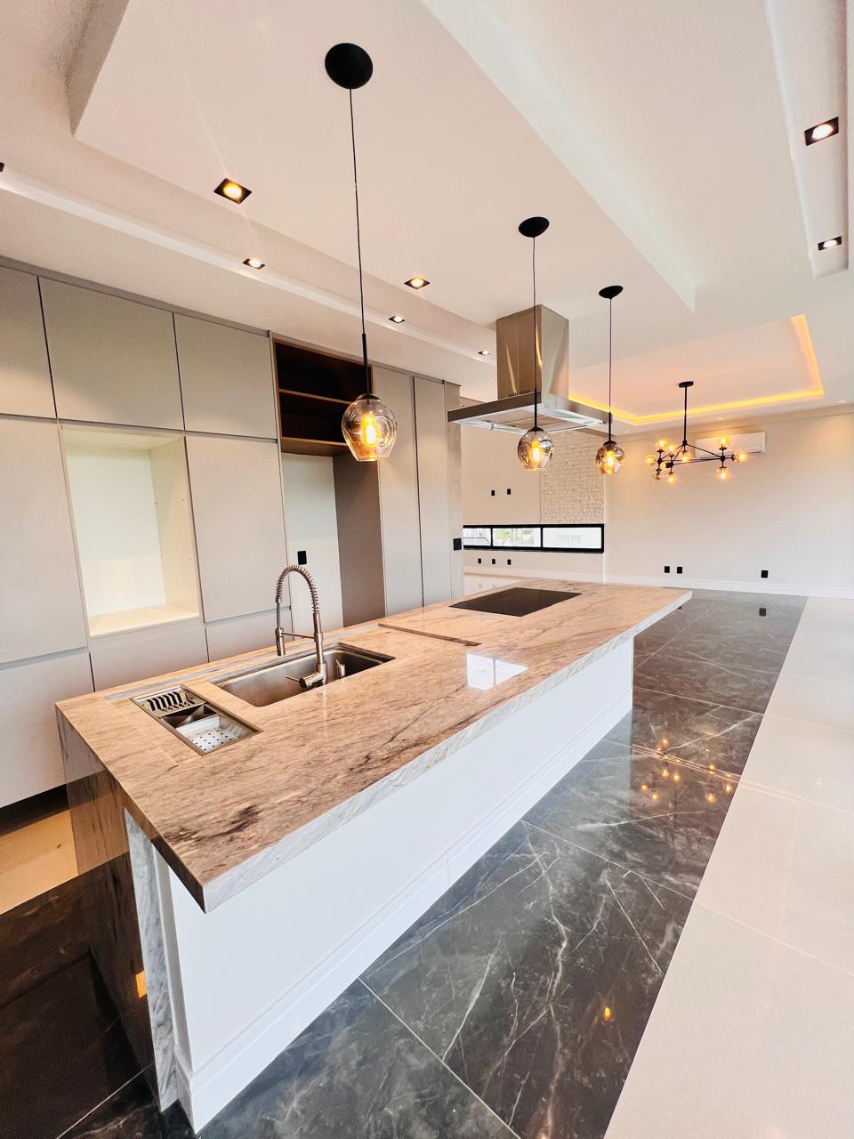 Casa com 4 dormit&oacute;rios &agrave; venda,387m&sup2; - Alphaville Nova Esplanada I - Votorantim - SP Alameda Nova Zelândia Votorantim - 