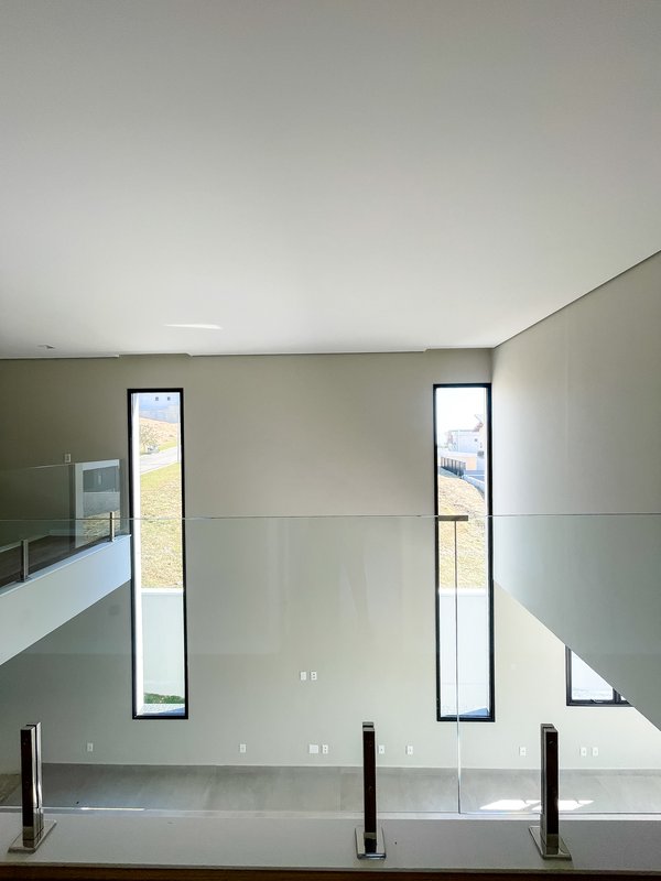 Maravilhosa Casa a venda, excelente arquitetura ! - Santana de Parnaíba - 