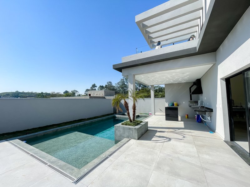 Maravilhosa Casa a venda, excelente arquitetura ! - Santana de Parnaíba - 