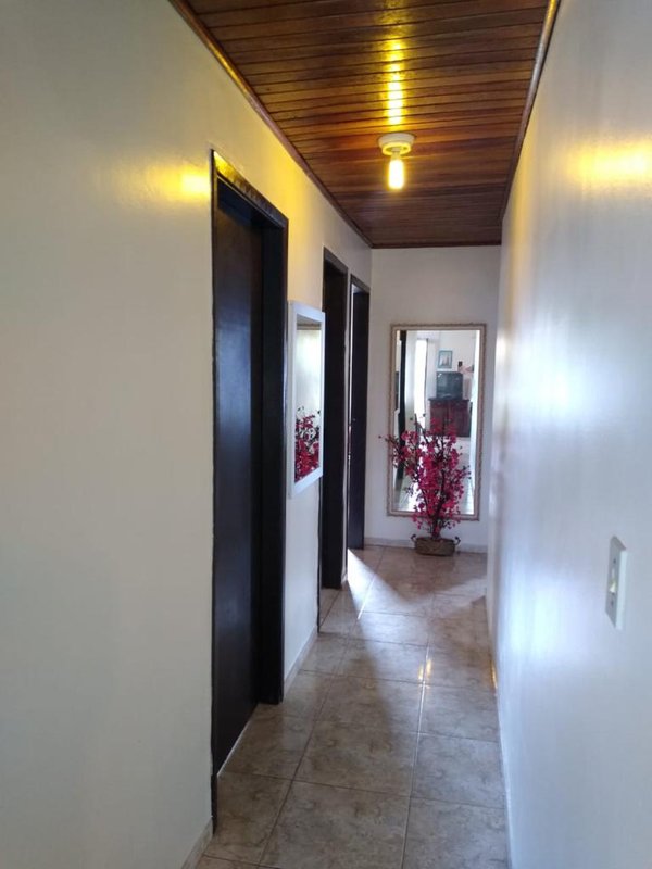 Casa 3 quartos, sendo 1 suíte, 2 vagas de garagem e pátio cercado em Curumim em Capão Rua Iuras Capão da Canoa - 