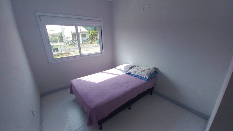 Casa com 2 quartos, demais peças, nunca habitada, no Capão Village em Capão Novo Rua Jasmim Capão da Canoa - 