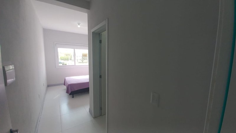 Casa com 2 quartos, demais peças, nunca habitada, no Capão Village em Capão Novo Rua Jasmim Capão da Canoa - 