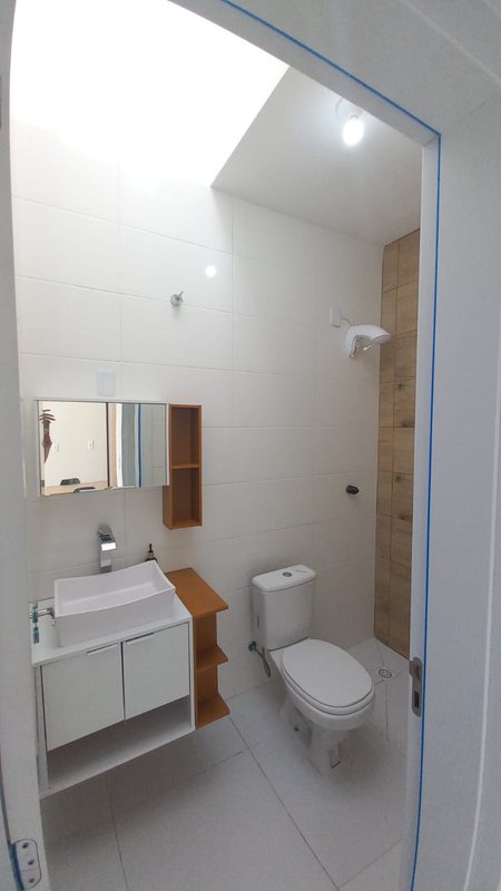 Casa com 2 quartos, demais peças, nunca habitada, no Capão Village em Capão Novo Rua Jasmim Capão da Canoa - 
