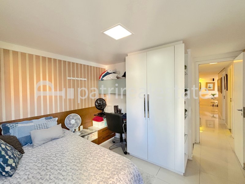 Apartamento com 121 m² com 3 Suites 5 wc 2 vagas de garagem. Meireles - Fortaleza - CE Rua Ana Bilhar Fortaleza - 