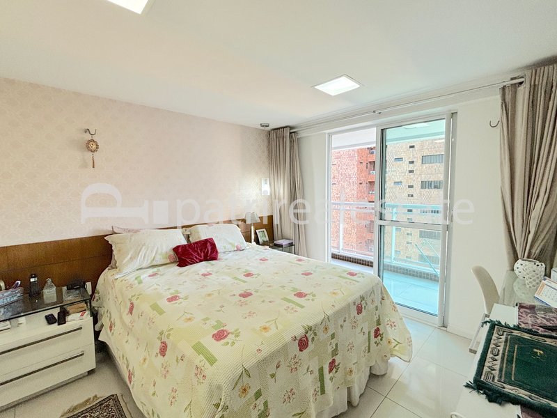 Apartamento com 121 m² com 3 Suites 5 wc 2 vagas de garagem. Meireles - Fortaleza - CE Rua Ana Bilhar Fortaleza - 