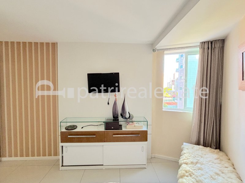 Apartamento com 121 m² com 3 Suites 5 wc 2 vagas de garagem. Meireles - Fortaleza - CE Rua Ana Bilhar Fortaleza - 