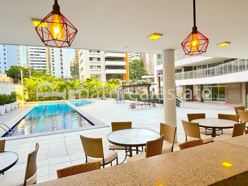 Apartamento com 121 m² com 3 Suites 5 wc 2 vagas de garagem. Meireles - Fortaleza - CE Rua Ana Bilhar Fortaleza - 