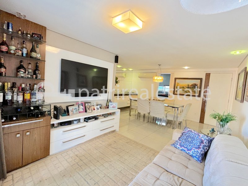 Apartamento com 121 m² com 3 Suites 5 wc 2 vagas de garagem. Meireles - Fortaleza - CE Rua Ana Bilhar Fortaleza - 