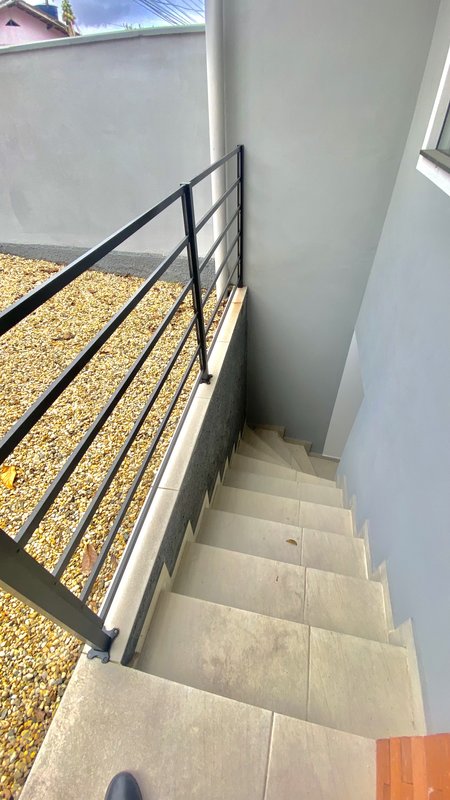 CASA COM 2 DORMITÓRIOS NO BAIRRO PAQUETÁ - Brusque - 
