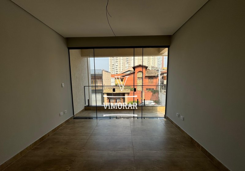 Sobrado novo sendo 3 suítes + 4 vagas de garagem - Guarulhos - 