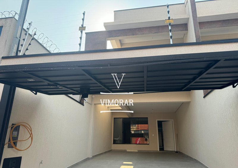 Sobrado novo sendo 3 suítes + 4 vagas de garagem - Guarulhos - 