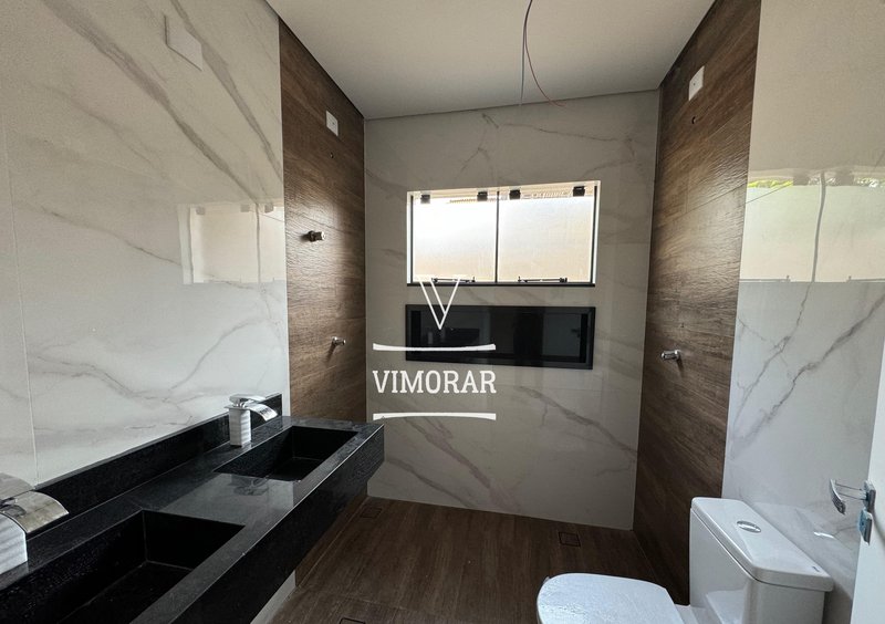Sobrado novo sendo 3 suítes + 4 vagas de garagem - Guarulhos - 