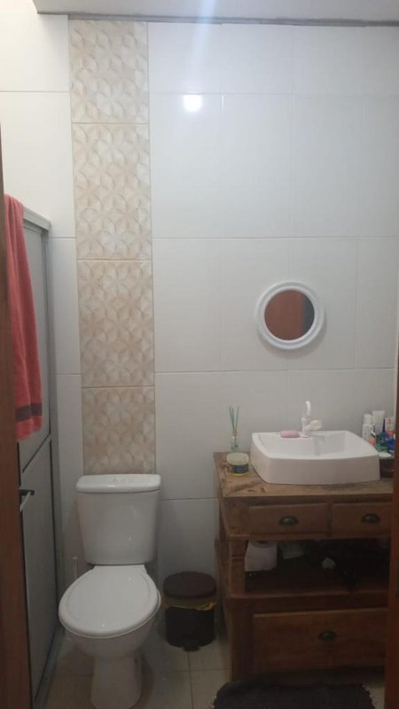 Casa com 2 quartos, demais peças, PODE FINANCIAR, no Village, em Capão Novo Rua Jasmim Capão da Canoa - 