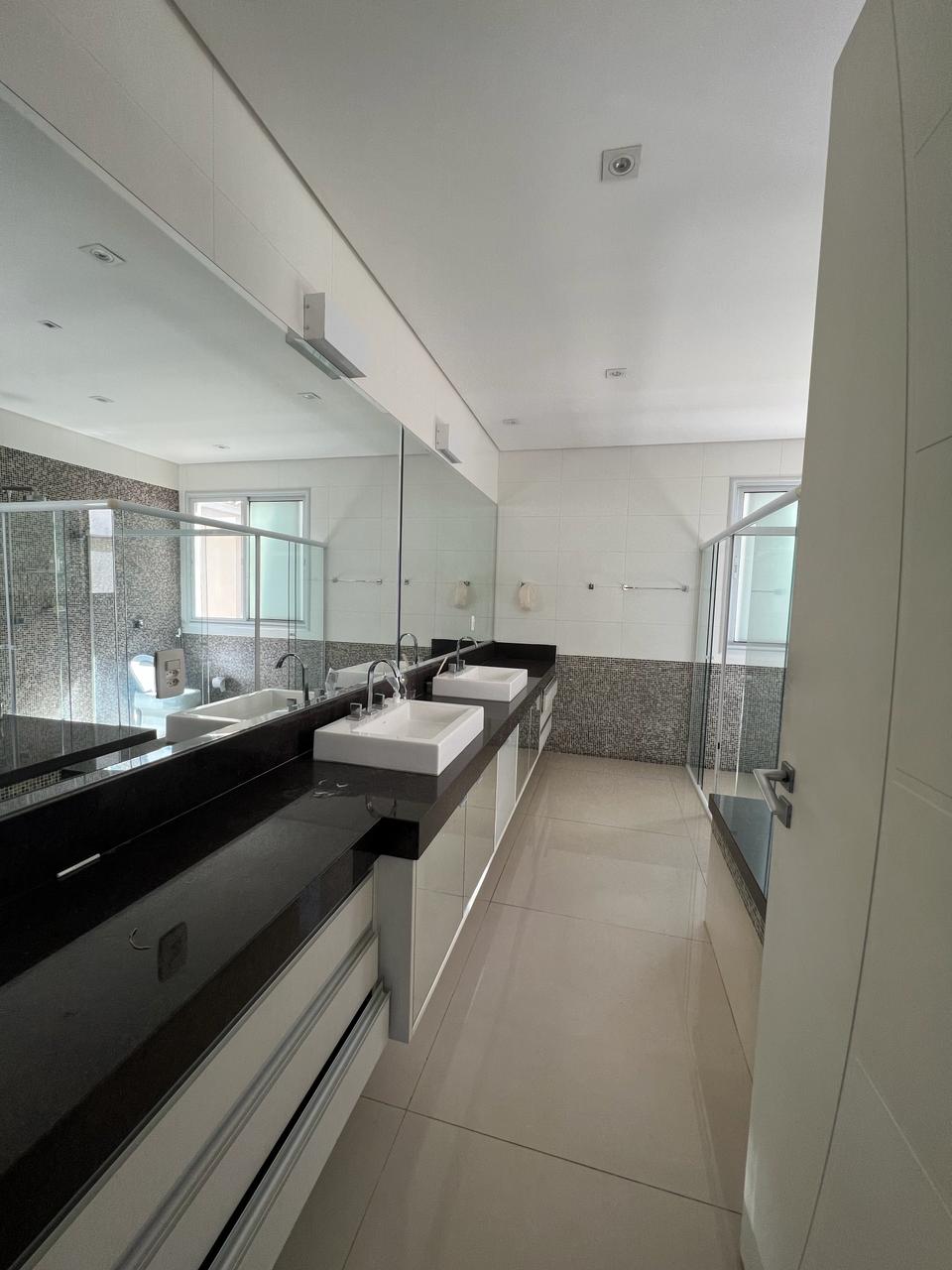 Casa com 3 dormit&oacute;rios &agrave; venda,537 m&sup2; - Condom&iacute;nio Tivoli Park - Sorocaba- SP Avenida Adonias Cepellos Sorocaba - 