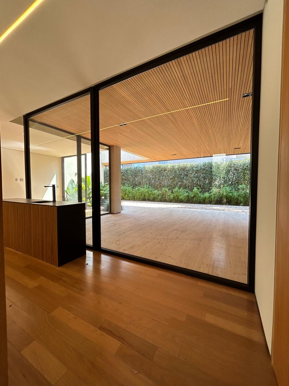 Casa com 4 dormit&oacute;rios &agrave; venda,490 m&sup2; -Condom&iacute;nio Lago Azul Golfe Clube - Ara&ccedil;oiaba - SP Rodovia Raposo Tavares Araçoiaba da Serra - 