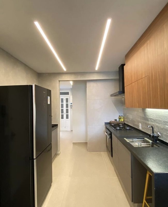 Apartamento reformado no Jardim Oceânico - Rio de Janeiro - 