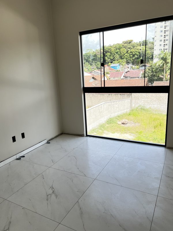 Casa 2 Quartos sendo uma suíte  Timbó - 