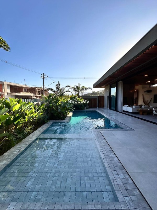 Casa térrea atemporal, 5 suítes à venda 370,00 m² por R$ 11.900.000,00 Alameda Mindoro Bertioga - 