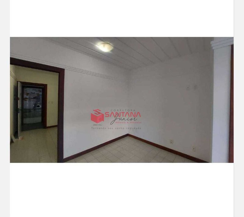 Sala Comercial à Venda em Vilas do Atlântico (INDISPONÍVEL) Avenida Luiz Tarquínio Pontes Lauro de Freitas - 
