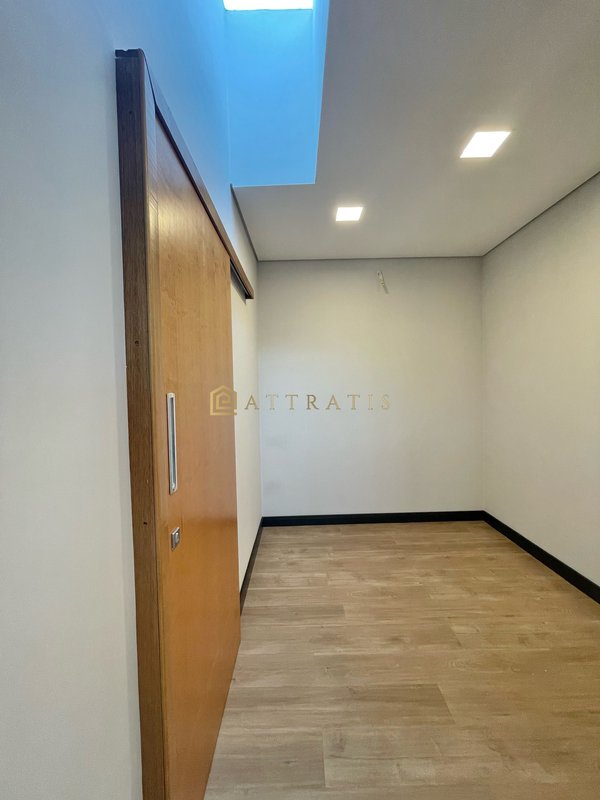 Casa moderna e Minimalista Av Renova dos Santos Arujá - 