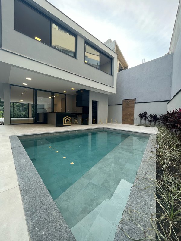 Casa moderna e Minimalista Av Renova dos Santos Arujá - 