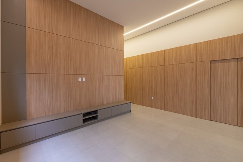 CASA T&Eacute;RREA EM FASE DE OBRA NA REGI&Atilde;O DO ALPHAVILLE, ACEITA PERMUTA Avenida Marcelo Fiolo Pupo de Campos Ferreira Campinas - 