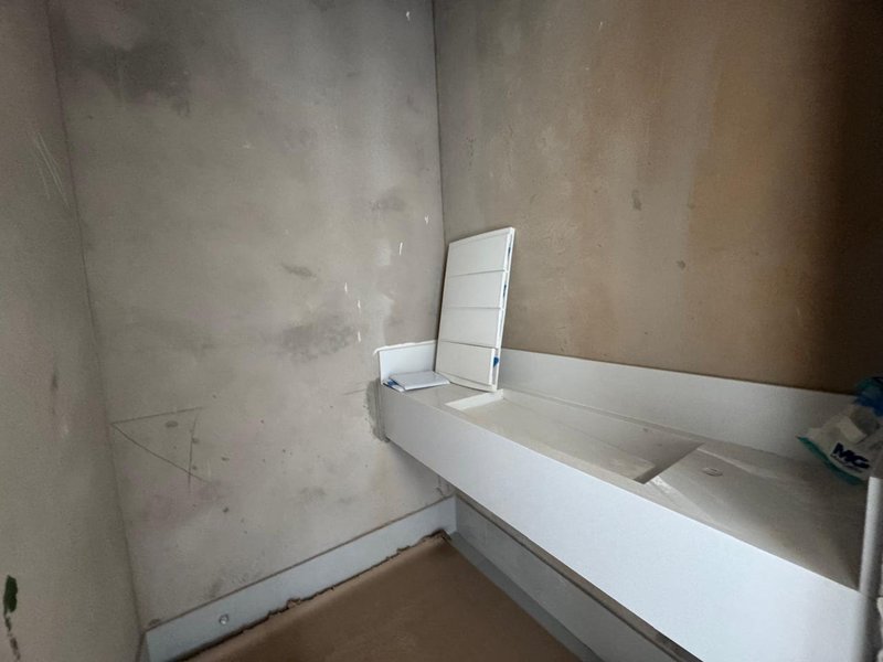 CASA TÉRREA EM FASE DE OBRA NA REGIÃO DO ALPHAVILLE, ACEITA PERMUTA Avenida Marcelo Fiolo Pupo de Campos Ferreira Campinas - 
