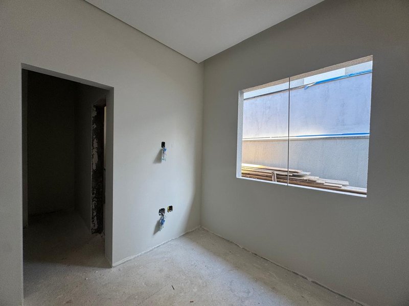 CASA TÉRREA EM FASE DE OBRA NA REGIÃO DO ALPHAVILLE, ACEITA PERMUTA Avenida Marcelo Fiolo Pupo de Campos Ferreira Campinas - 