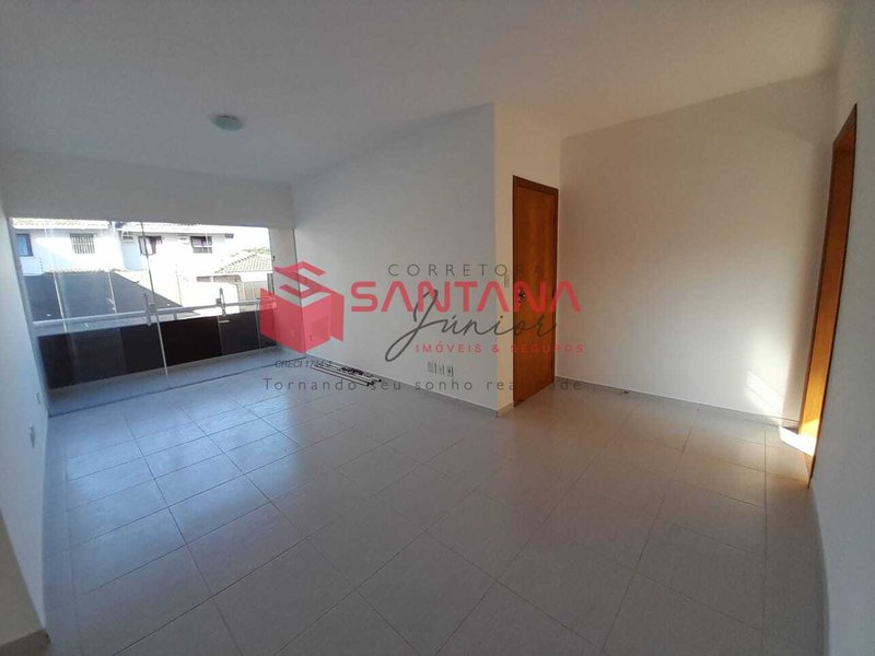 Apartamento térreo com 2/4 no Miragem  (INDISPONÍVEL) Rua Eliane S Bonfim Lauro de Freitas - 
