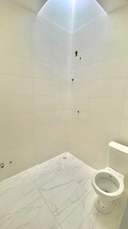 SOBRADO COM 2 SUÍTES NA ÁGUAS CLARAS - Brusque - 