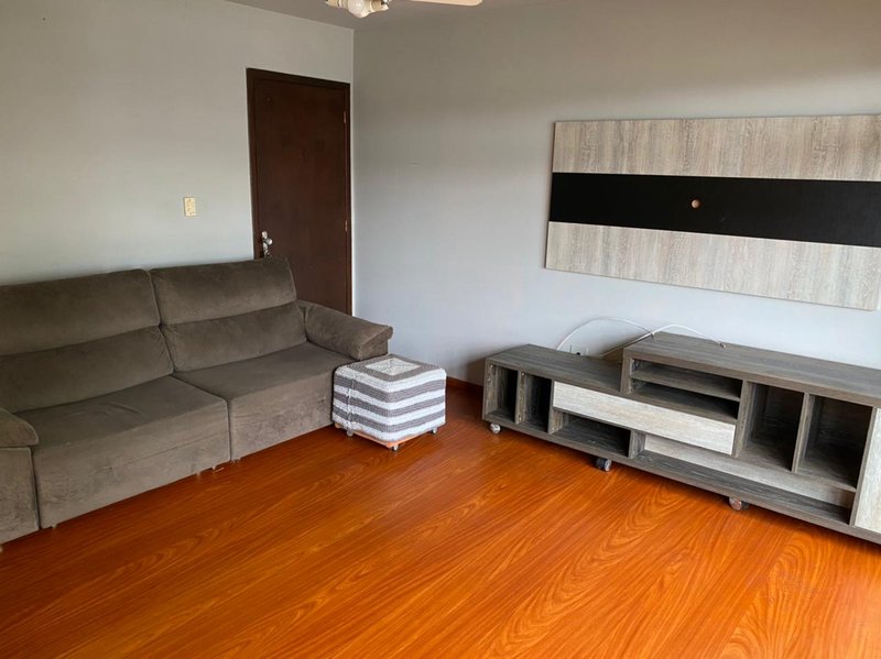 APARTAMENTO COM 1 SUÍTE MAIS 2 DORMITÓRIOS NO CENTRO - Brusque - 