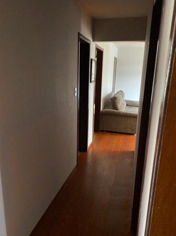 APARTAMENTO COM 1 SUÍTE MAIS 2 DORMITÓRIOS NO CENTRO - Brusque - 