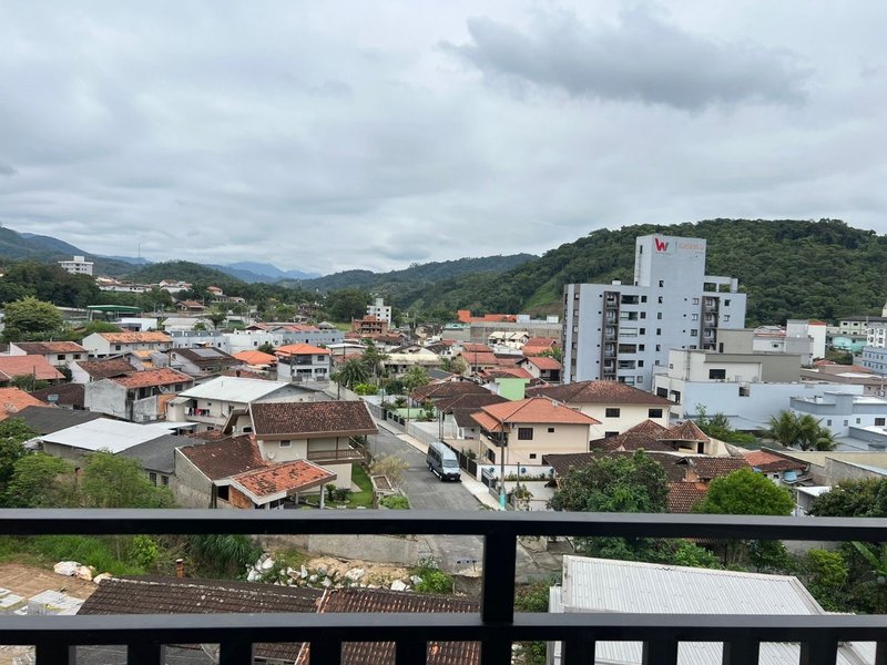 APARTAMENTO COM 2 DORMITÓRIOS NO PAQUETÁ - Brusque - 