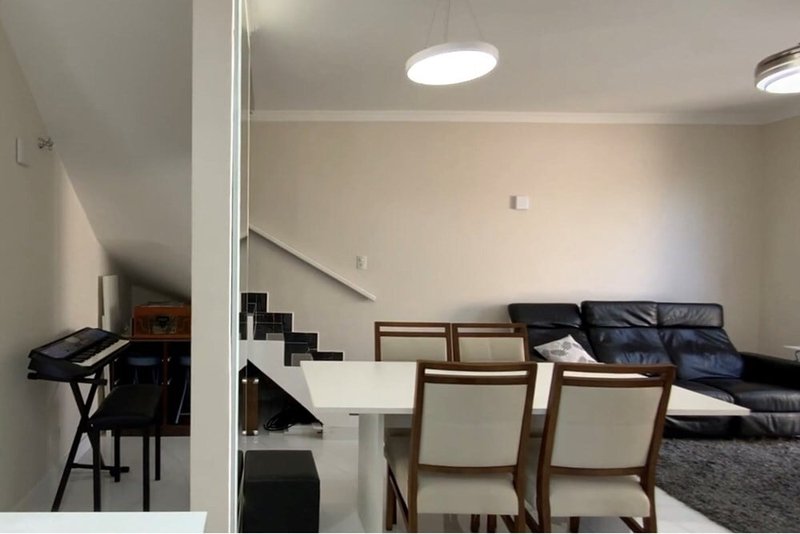Casa a venda Brooklin Paulista - 3 suítes 130m² Professor Rubens Gomes de Souza São Paulo - 