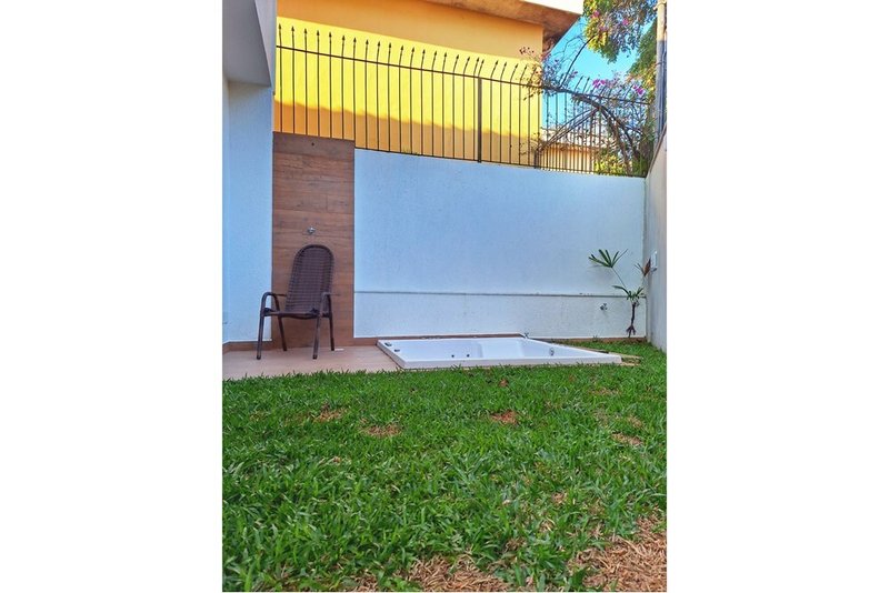 Casa a venda Brooklin Paulista - 3 suítes 130m² Professor Rubens Gomes de Souza São Paulo - 