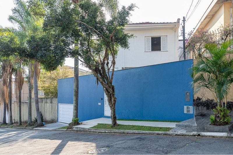 Casa a venda Brooklin Paulista - 3 suítes 130m² Professor Rubens Gomes de Souza São Paulo - 