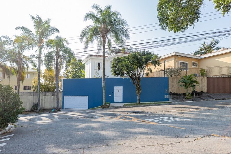 Casa a venda Brooklin Paulista - 3 suítes 130m² Professor Rubens Gomes de Souza São Paulo - 