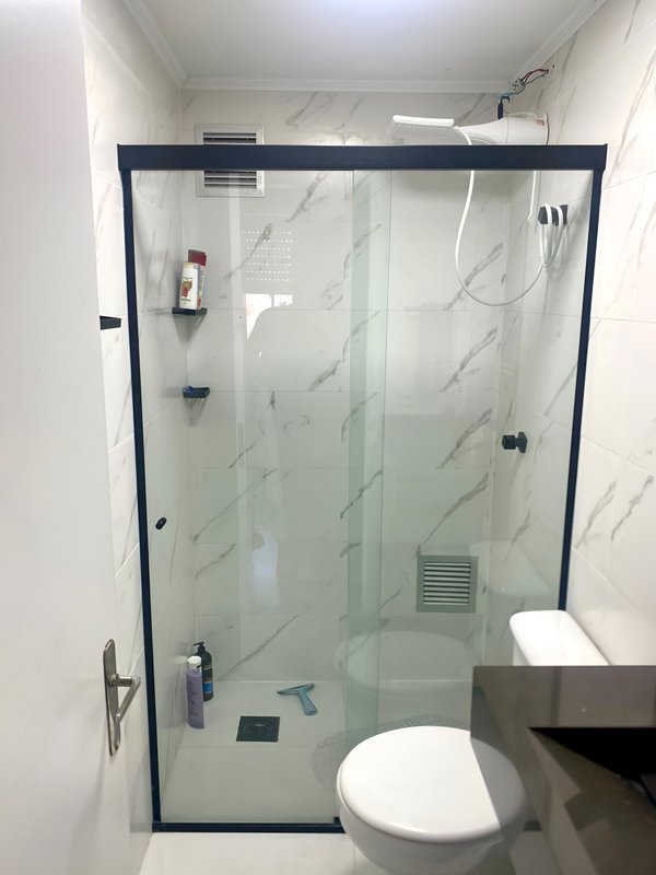 R$ 212.000 - ÓTIMO APARTAMENTO - 62M2 - 3 DORM - SEMIMOBILIADO - 1 VAGA Rua Figueredo Mascarenhas Porto Alegre - 