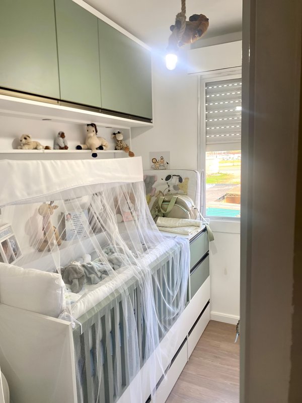 R$ 212.000 - ÓTIMO APARTAMENTO - 62M2 - 3 DORM - SEMIMOBILIADO - 1 VAGA Rua Figueredo Mascarenhas Porto Alegre - 