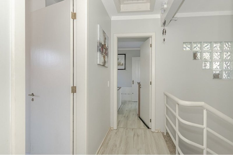 Casa ESC 267 Casa 610191048-13 1 suíte 304m² Charruas Porto Alegre - 