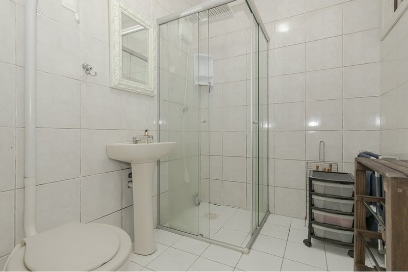 Casa ESC 267 Casa 610191048-13 1 suíte 304m² Charruas Porto Alegre - 