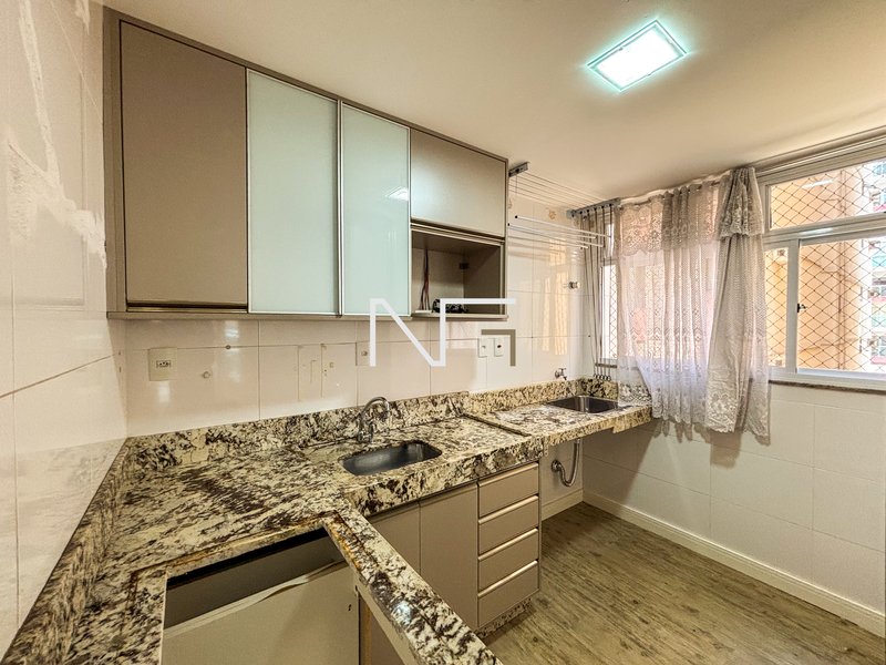 Lindo apartamento de 2 quartos com suíte e localização privilegiada na Praia da Costa Rua Romero Lofego Botelho Vila Velha - 