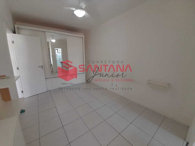 Apartamento mobiliado no condomínio Jardim Aeroporto (INDISPONÍVEL) Rua Itororó Lauro de Freitas - 