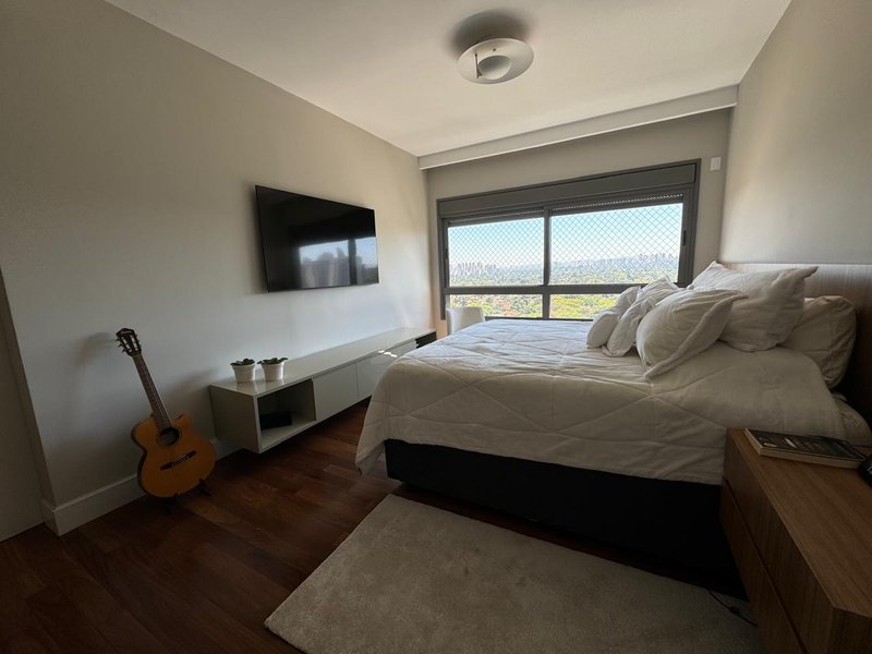 Apartamento de Luxo com Vista Eterna Avenida Professor Frederico Herman Júnior  São Paulo - 