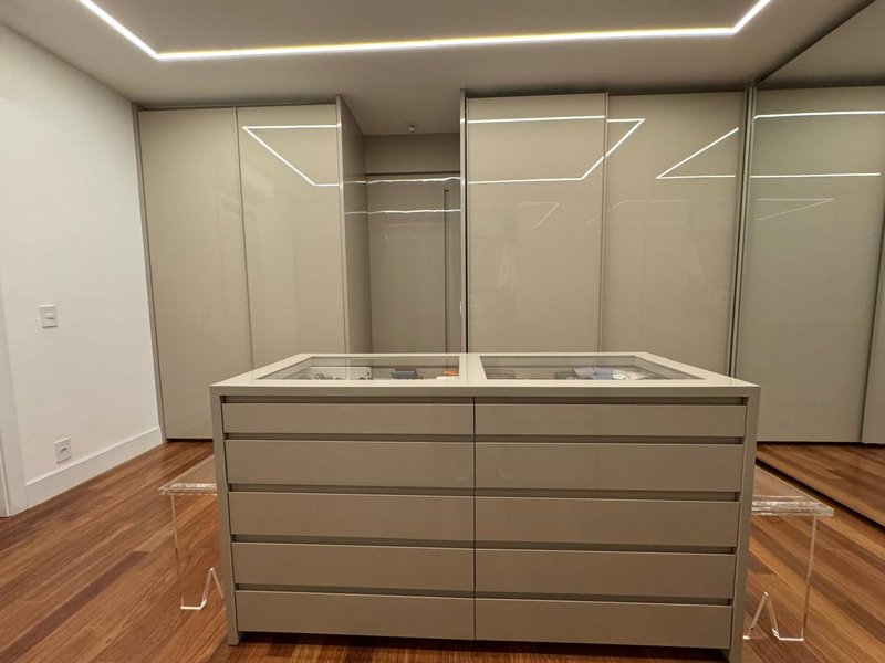 Apartamento de Luxo com Vista Eterna Avenida Professor Frederico Herman Júnior  São Paulo - 