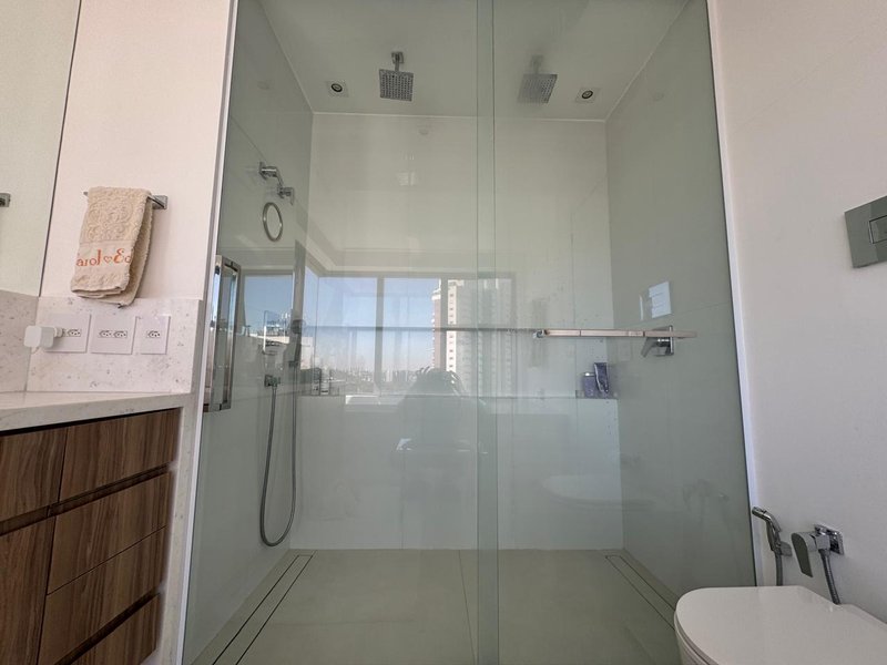Apartamento de Luxo com Vista Eterna Avenida Professor Frederico Herman Júnior  São Paulo - 