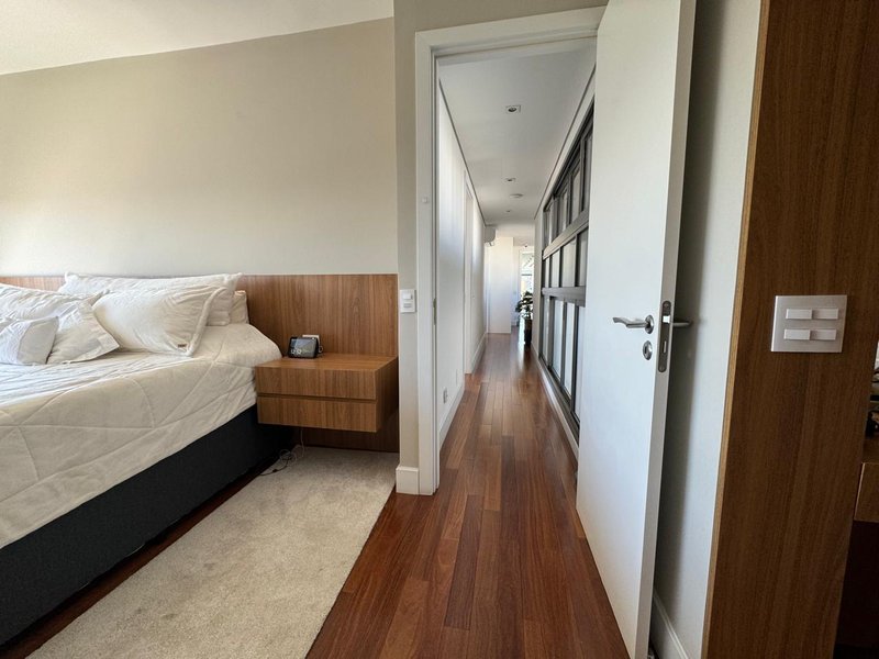 Apartamento de Luxo com Vista Eterna Avenida Professor Frederico Herman Júnior  São Paulo - 