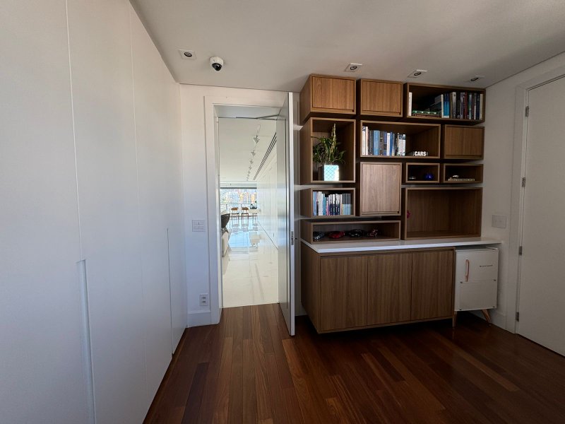 Apartamento de Luxo com Vista Eterna Avenida Professor Frederico Herman Júnior  São Paulo - 