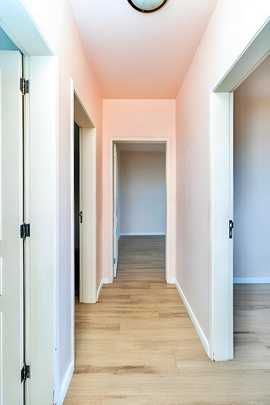 R$ 1.030.000 - EDIFÍCIO LOUVRE - ENORME APARTAMENTO - 190M2 - 3 DORM - SUÍTE - 1 VAGA Rua Duque de Caxias Porto Alegre - 