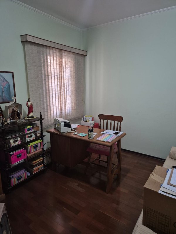 **🏡 Excelente Casa Térrea no Bairro Santa Genebra - 3 Dormitórios! 🌟** - Campinas - 